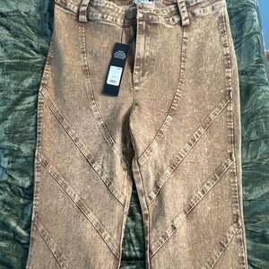 Fashion nova tan bell bottom cute stretchy